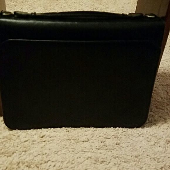 Brief case - Picture 1 of 3