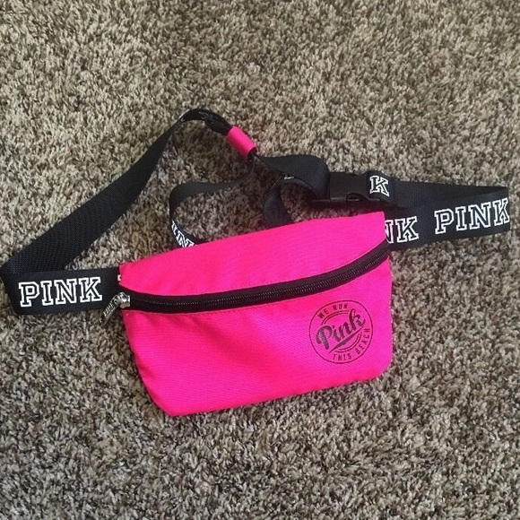 PiNK fanny pack