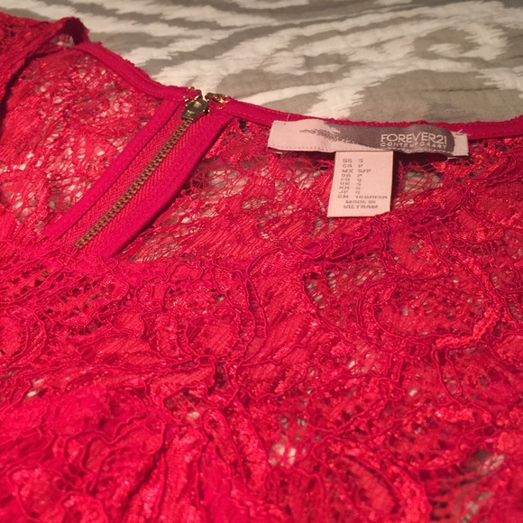 Blouse - Picture 2 of 3