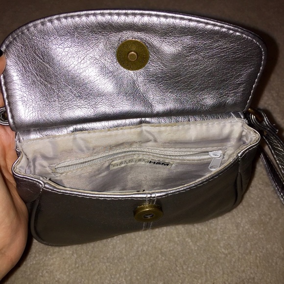 H&M Silver Metallic Crossbody Purse - Picture 3 of 3
