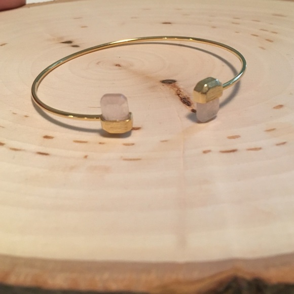 Jewelry - 🆕 💖Two Left!💖Semi Precious Stone Bracelet