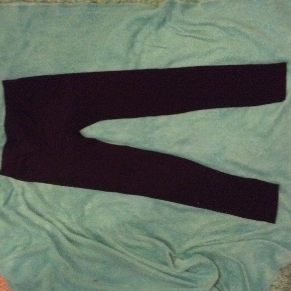 black leggings