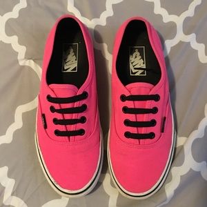 Hot Pink Vans "OFF THE WALL"
