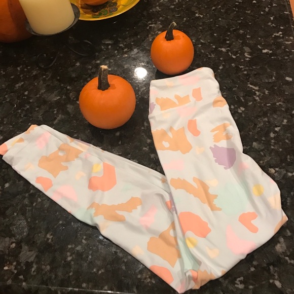 NWOT LulaRoe OS Leggings