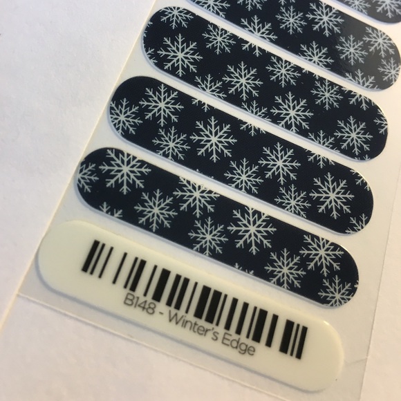 Jamberry Winter's Edge 1/2