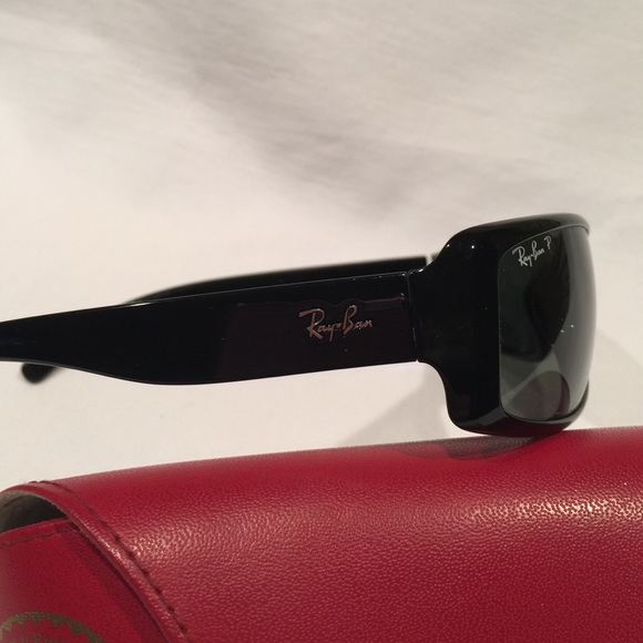 🌺Reduced🌺SALE Ray Ban polarized Sunglasses - Picture 4 of 7