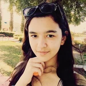 Meet your Posher, Juliana