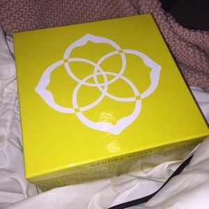 Kendra Scott Jewelry Box