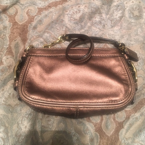 Gold coach wristlet - Picture 3 of 4