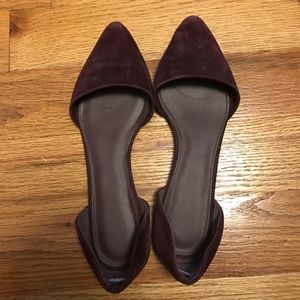 U.O. MAROON flats