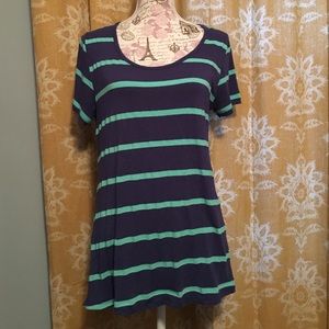 LuLaRoe Classic top, M