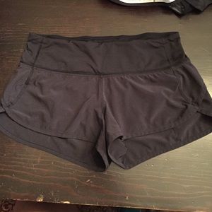 Lulu black speed shorts size 6