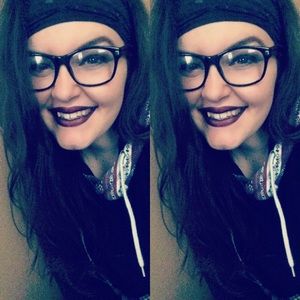 Meet your Posher, Alexandria