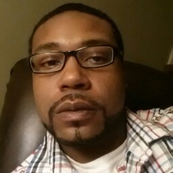 Meet your Posher, Roger - Picture 1 of 1