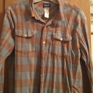 Men's long sleeve Patagonia shirt.