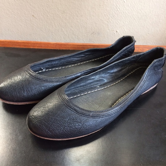 Frye Carson Ballet Flats