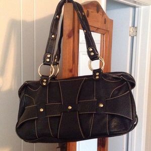 Black leather Maxx New York purse.