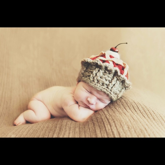 Crochet cherry pie hat