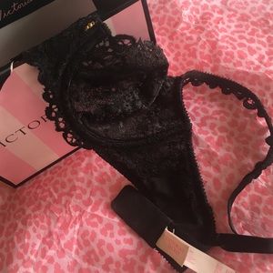 Victoria's Secret Lace Unlined Bra