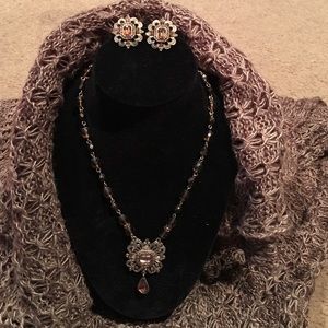 Beautiful topaz necklace and earring set