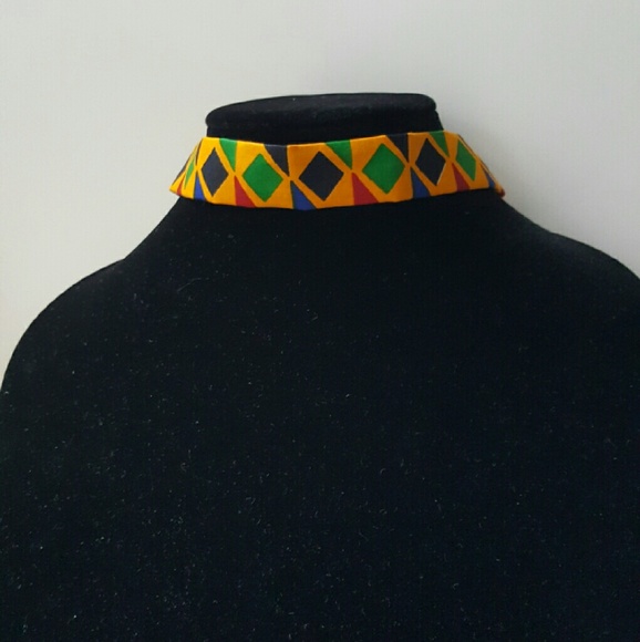 AFRICAN PRINT CHOKER