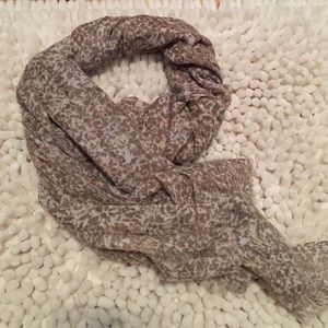 Leopard print scarf-The Gap
