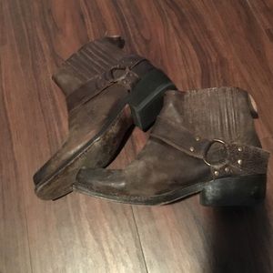 Dolce Vita engineer bootie