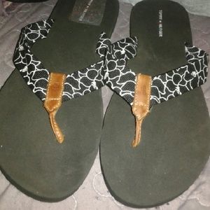 Flip flops