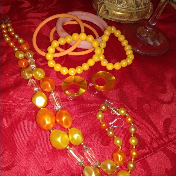 💲Vintage.. Orange bundle....neb14 - Picture 1 of 7
