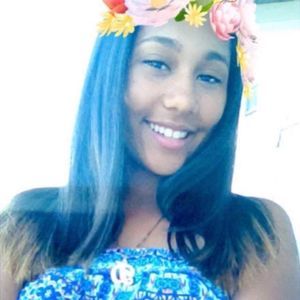 Meet your Posher, Dalia