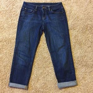 Dark wash cropped denim