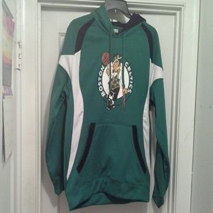 BNWT Official  Boston Celtics hooded sweatshirt.