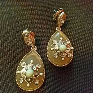 Lia Sophia Earrings.