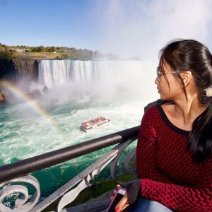 Meet your Posher, Edz