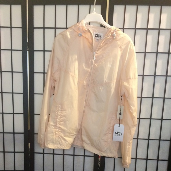 Wind breaker - Picture 3 of 6