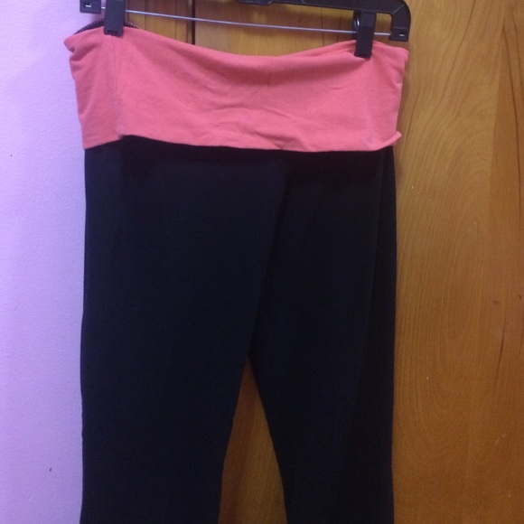 mossimo flare yoga pants