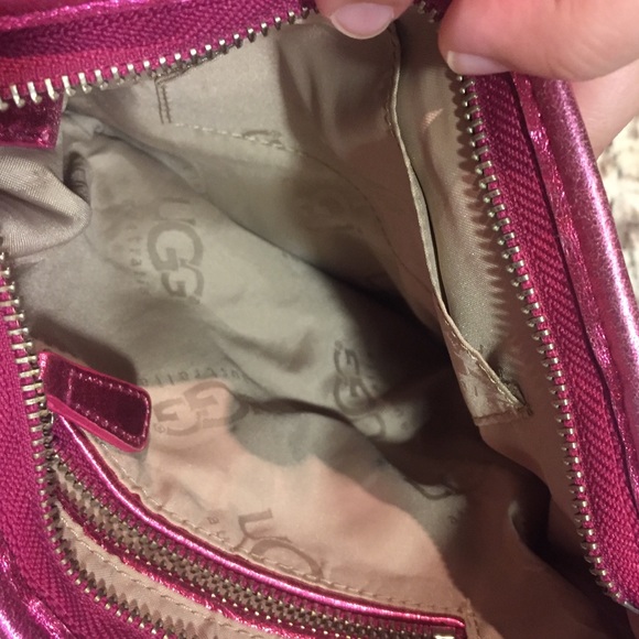 Ugh Brand Bag w/ Matching Wristlet - Picture 2 of 4