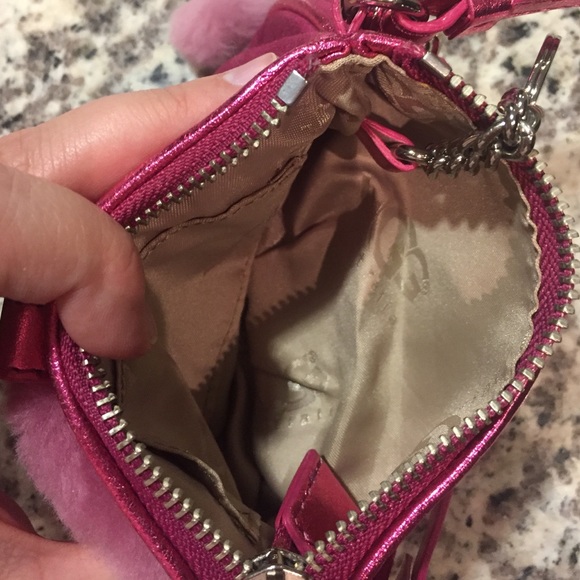 Ugh Brand Bag w/ Matching Wristlet - Picture 4 of 4