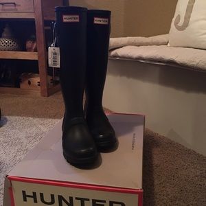Black Hunter Boots