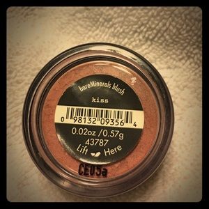 Bare minerals brand new kiss blush never opened