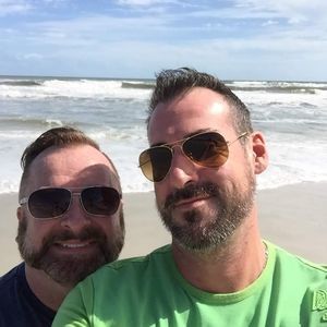 Meet your Posher, Troy