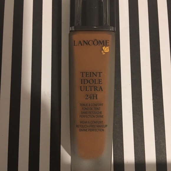 Lancôme Teint Idole Ultra 24H foundation 520 Suede