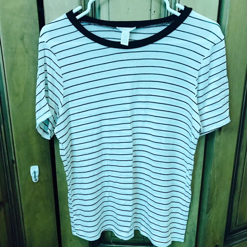 STRIPED SOFT TEE