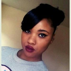 Meet your Posher, Symone