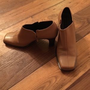 🍪NUDE BOOTIES🍪