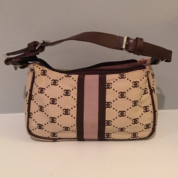 Mini canvas clutch.