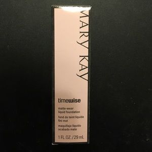 Mary Kay Ivory 5 Liquid Foundation