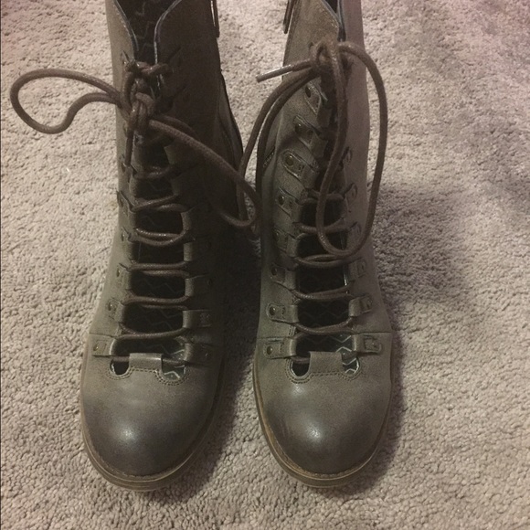 Brand new! March to the Sea Bootie by Billabong