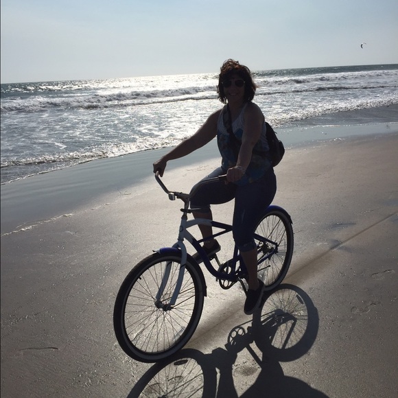 Meet your Posher, Diane - Picture 1 of 1