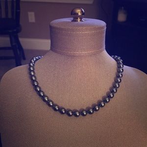 Gray black gunmetal pearl necklace 14"